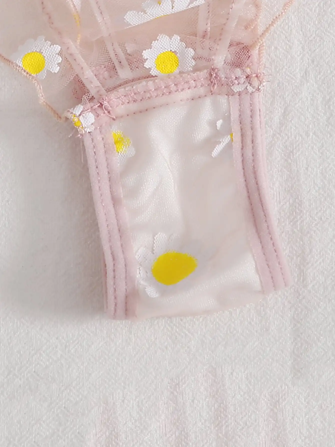 Женский комплект прозрачного нижнего белья из топа и стрингов | Тематическая