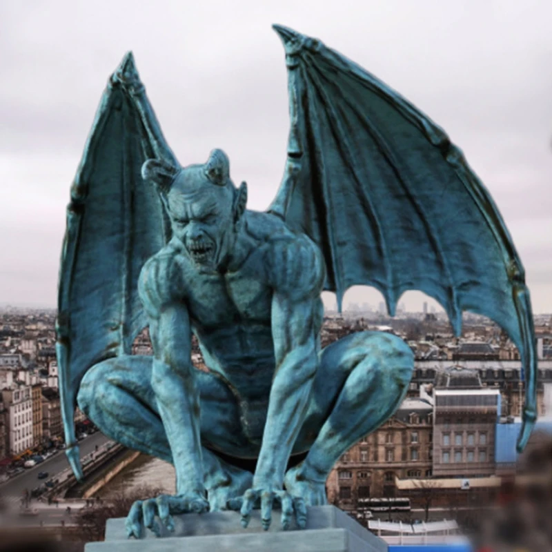 

Winged Gargoyle Statue Resin Ghost Hanging Figurines Decoration for Garden Front Porch Yard Fence Ornaments