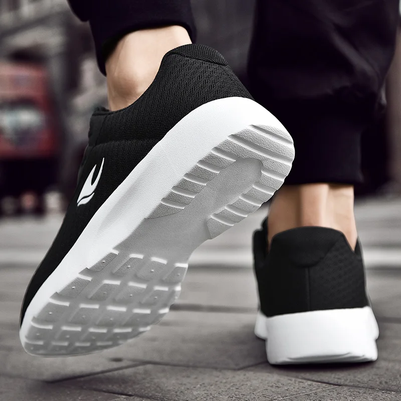 

Fashionable Sports Shoes Sneaker Man Casual Shoe Shoes Fashion Sport For Men Men's Black Sneakers Male Sapato 2020 Mesh