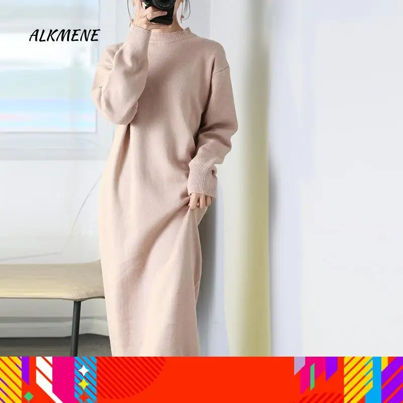 Женское платье-свитер с высоким круглым вырезом ALKMENE осенне-зимние модели 2019