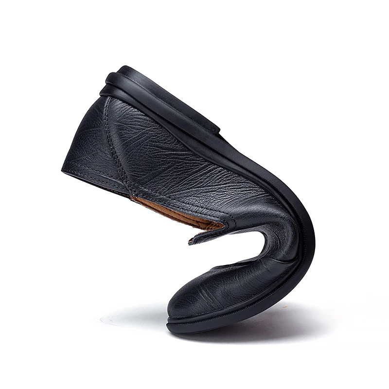 Мужские повседневные туфли из натуральной кожи коричневые дышащие Лоферы без