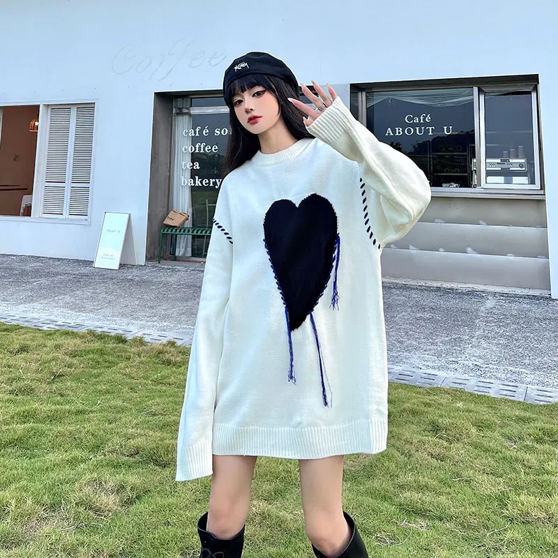 

Autumn Winter Lady Harajuku Heart Tassel Pull Sweaters Black White Women Loose Long Gothic Pullover Sweater Korean Fashion Cloth