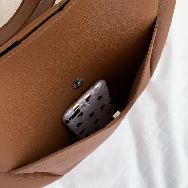 

Hot sale women handbag large capacity shoulder bags high quality PU leather shoulder bags ladies wild bags femme bags