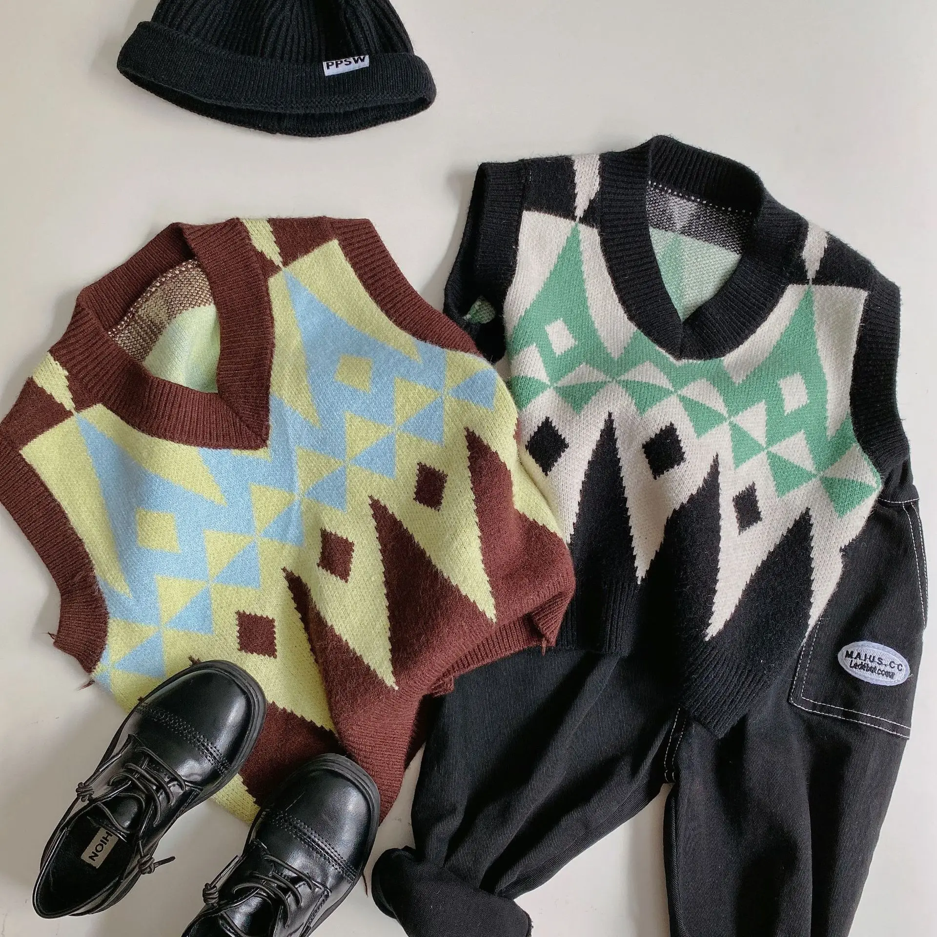 

Детский свитер, жилет, новинка осень-зима 2020, жилет в клетку для маленьких мальчиков и девочек с бриллиантами, жилет с V-образным вырезом, дет...