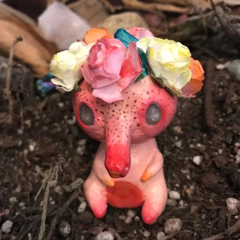 

2021 New Flower Anteater Statue Wreath Elf Statue Garden Statue Sculpture Resin Handicraft Ornament Potted Plants Garden Decor