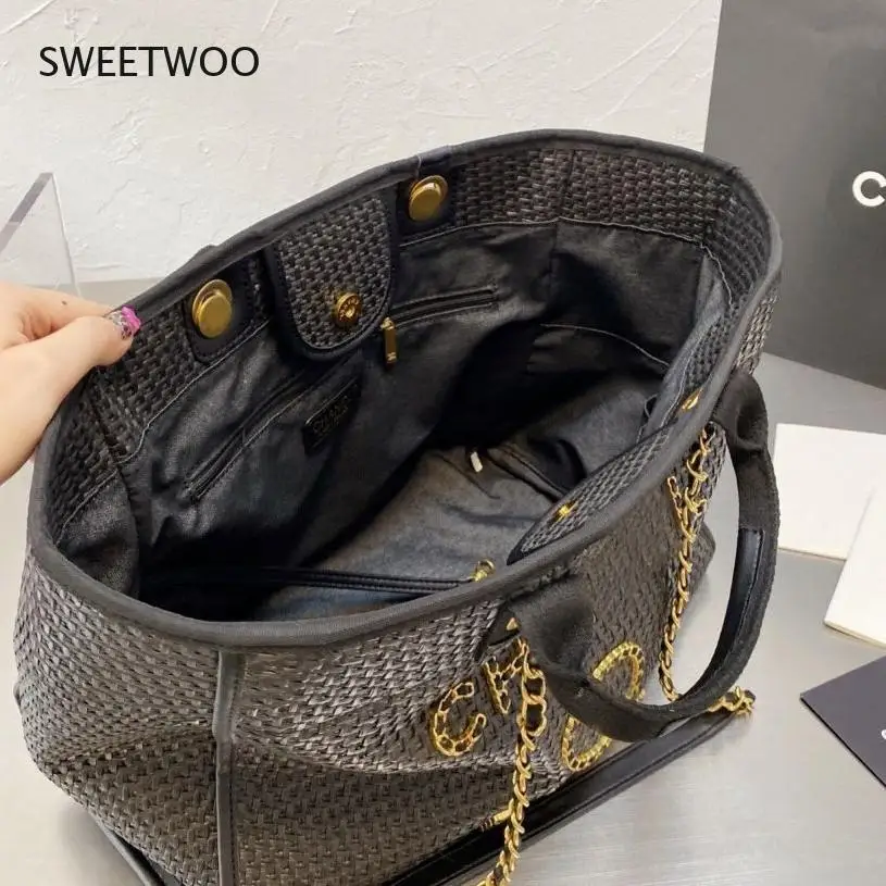 

2021 Woven Handbag Brand Designer Lady Leather Handbag Shoulder Bag Messenger Bag Lady Fashion Stereo Big Capacity Bucket Bag