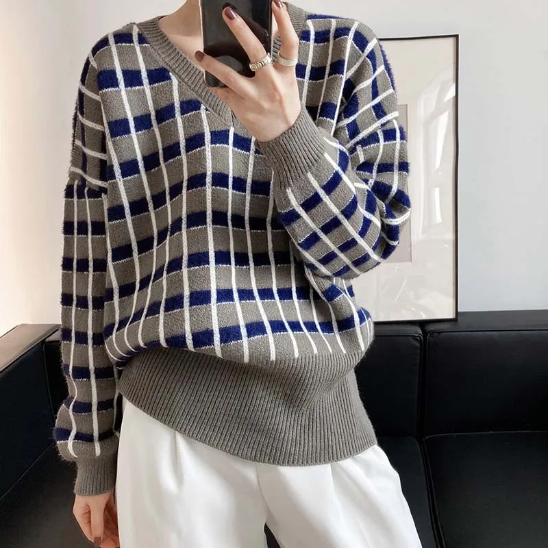 

French Style Retro Plaid V-Neck Sweater Women's Autumn Winter New Loose Pullover Minimalist Casual Top 2021 New