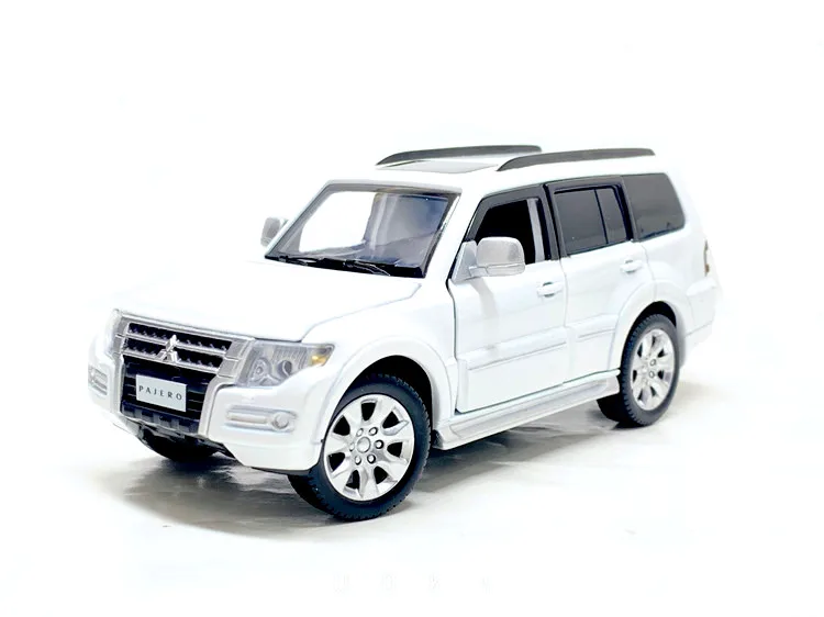 Модель внедорожника Pajero V97 игрушечный автомобиль из сплава со звукосветильник
