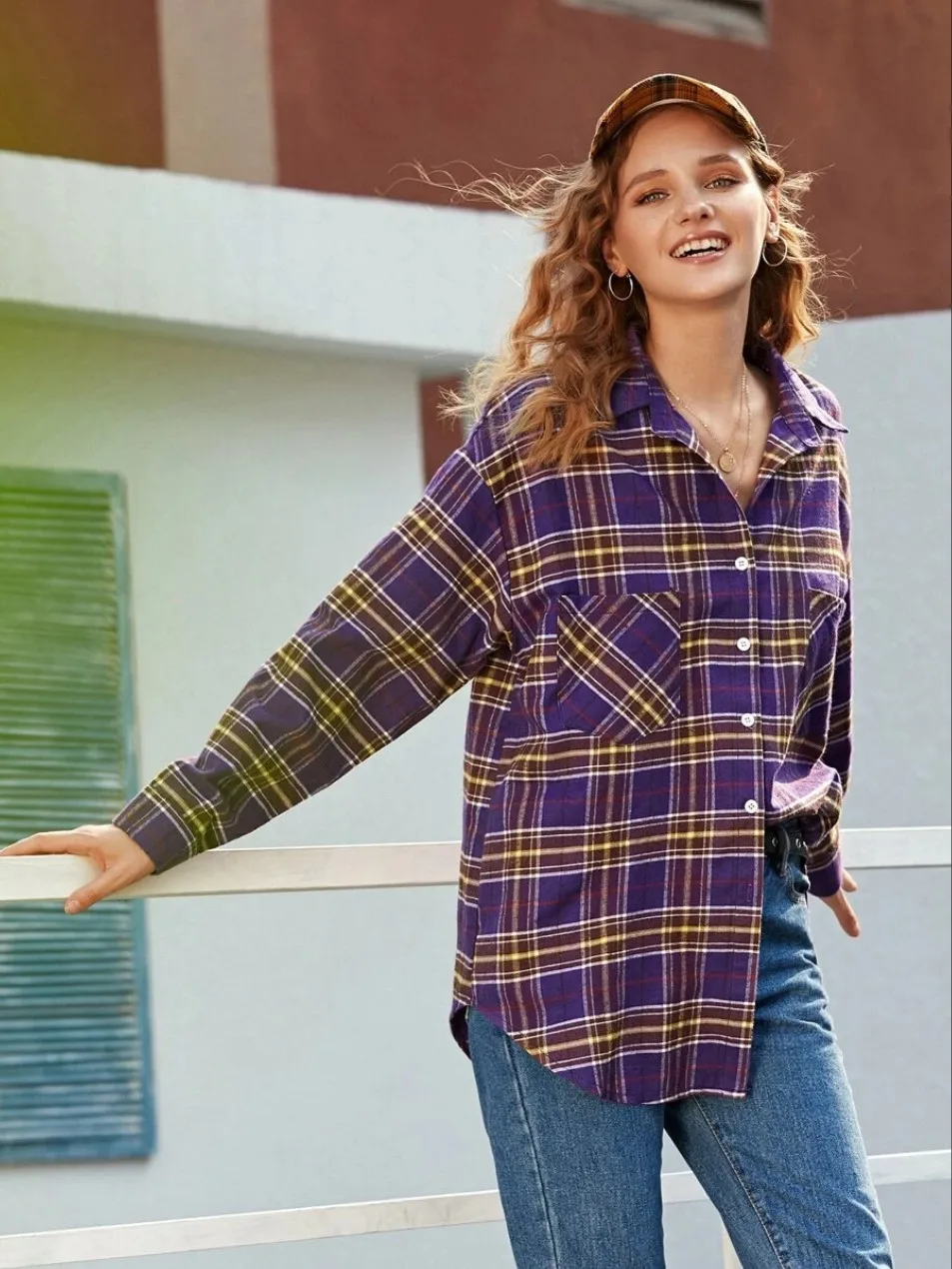 

Linglewei New Spring and Summer Women's Shirt Lapel Trellis Double pocket decoration Long sleeved shirt