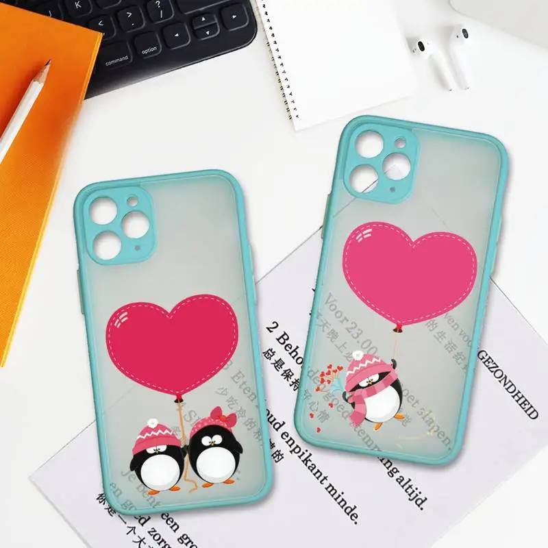 Чехлы для телефонов с красным сердцем и милым пингвином цветные противоударные