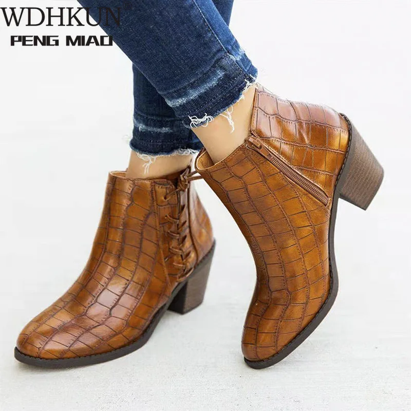 

Осенние женские ботинки с леопардовым принтом, модные теплые женские ботильоны, короткие ботинки на высоком круглом каблуке, женские ботин...