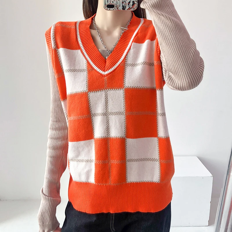 

Harteen 2021 Spring Autumn Fashionable Vintage Plaid Knitted Vest Female v-Neck Sweater Vest Women Clothing Casual Femme Top