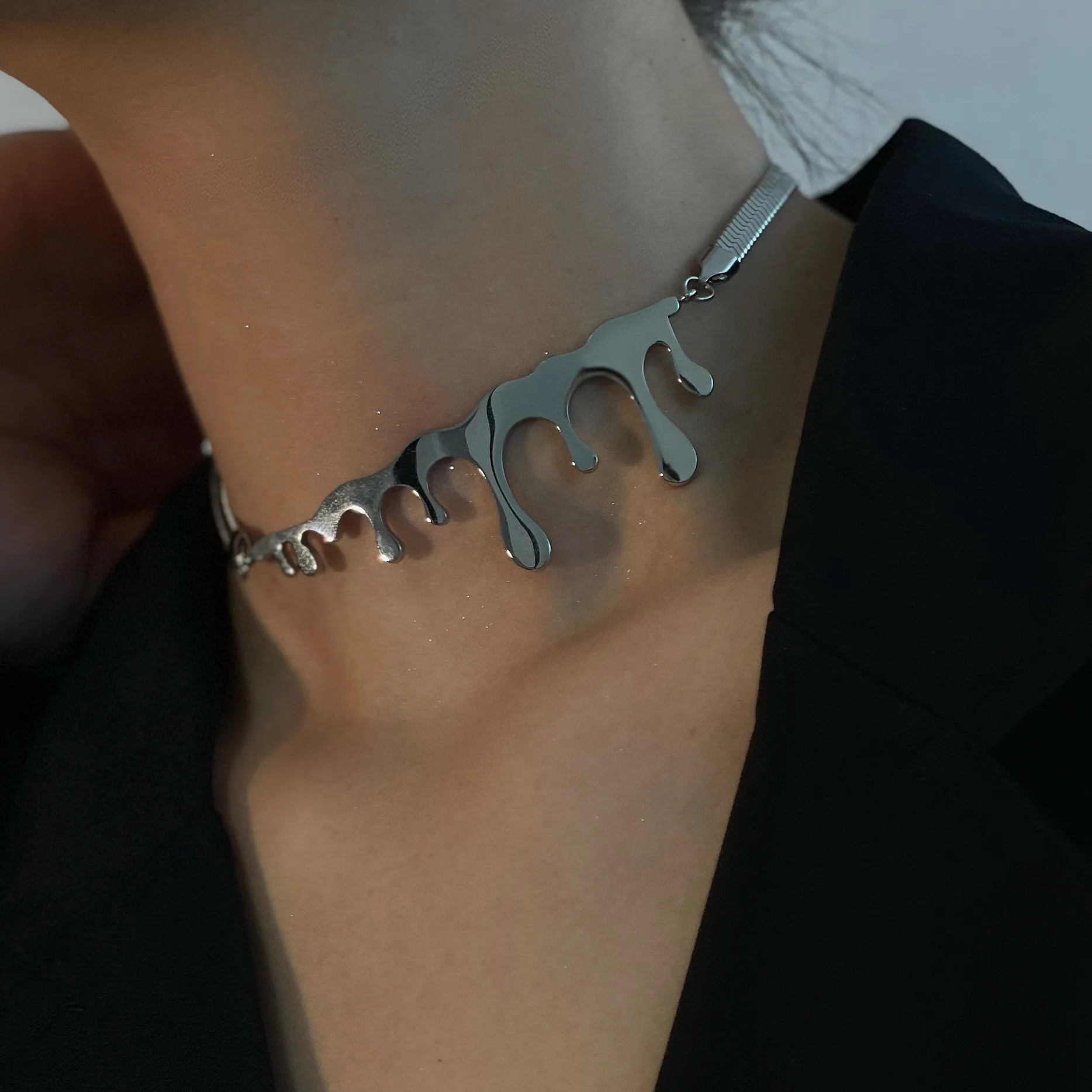 

Advanced titanium steel necklace accessories women's indifference niche design, fashion, personalized clavicle chain trend
