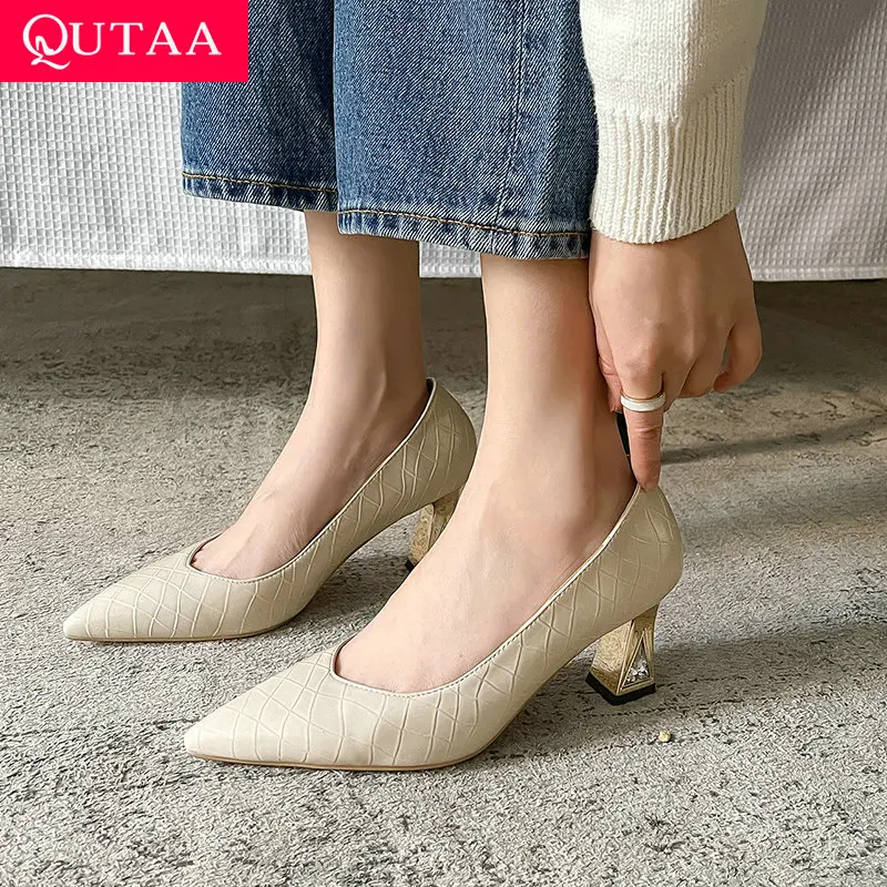 

QUTAA 2021 Spring Pointed Toe Basic Female Pumps High Quality PU Leather Square High Heel Casual Women Shoes Size 34-43