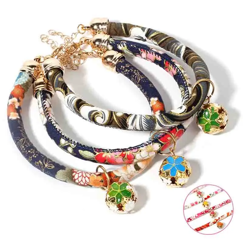 

Cute Cat Collar with Bell Adjustable Flower Letter Dog Cat Necklace Personalized Cats Products for Pets Puppy Dogs Accessories