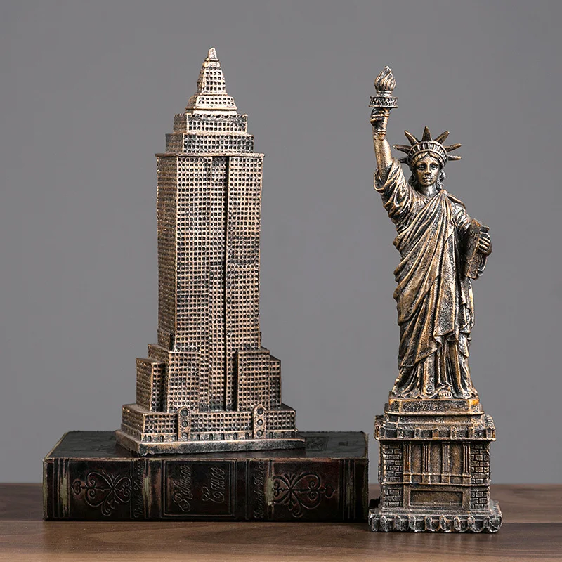 Европейский Эмпайр Стейт скульптура в виде здания свободы Эйфелева башня