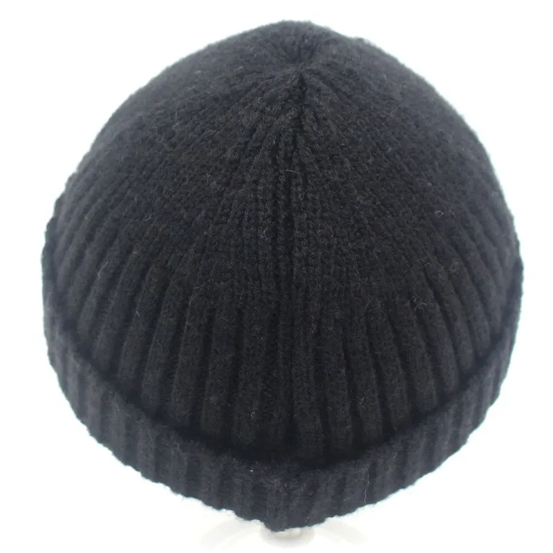 Lanxxy Новые короткие зимние женские теплые облегающие шапки Gorro Skullies полосатая