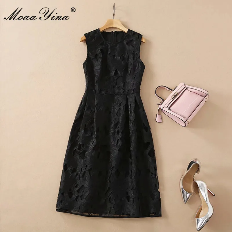 

MoaaYina Summer Runway Elegant Party Dress Women's O-Neck Sleeveless Fashion White/Black Hollow Embroidery Vintage Mini Dress