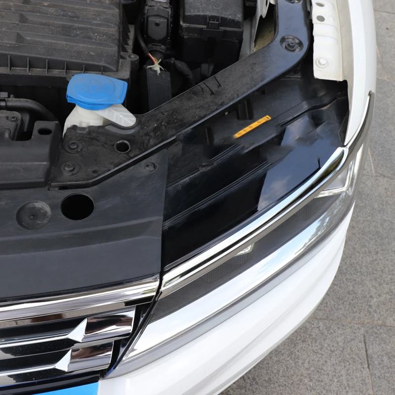 

Headlight Decorative Frame Light Eyebrow Decoration Strip Car Headlight Modification Parts For Volkswagen Tiguan L 2017-2019