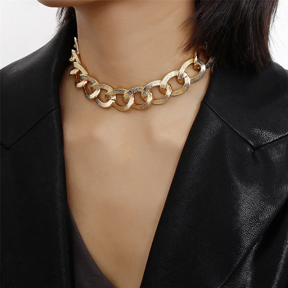 

Matter Gold Color Necklace for Women Punk Thicken Twisted Cuban Link Chain Choker Neckalce Fashion Lovers Hip-Hop Rock Collar