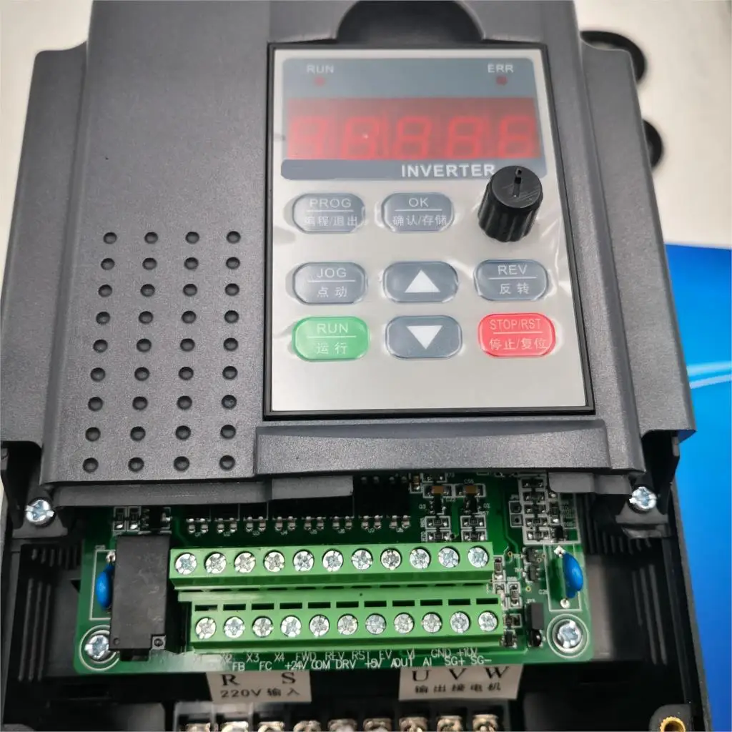 Преобразователь частоты ZW-K325 VFD 1.5KW/2.2KW/4KW однофазный 220v вход и трехфазный мощность двигателя регулятор скорости