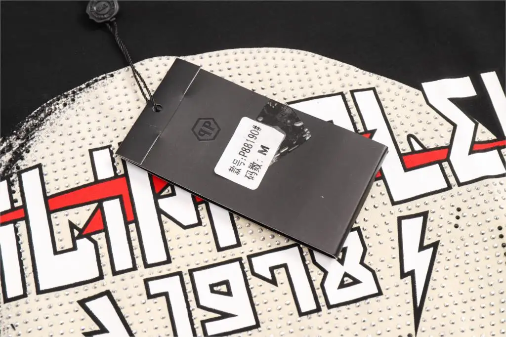 

Philipp Plein- brand fashion T-shirt hot diamond skull casual short-sleeved T-shirt European and American streetwear Tops Tees