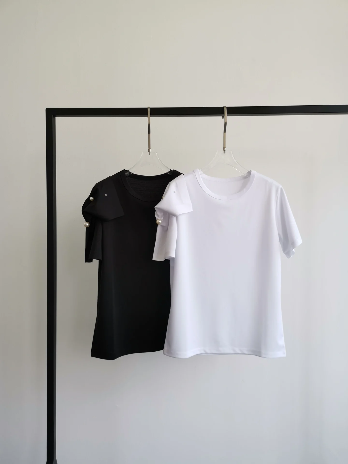 

Модная женская Повседневная однотонная плиссированная футболка с короткими рукавами и жемчугом, 2021, 0326