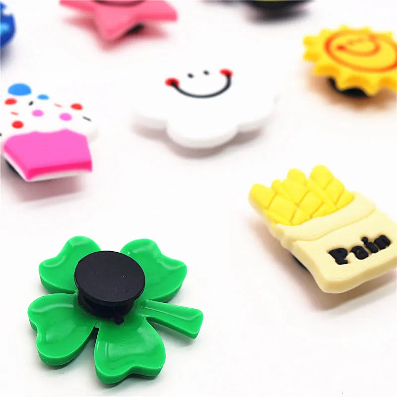 Single Sale 1pcs Star/Moon/Sun/Clover PVC Shoe Charms Decoration Hawaiian Style Shoe Accessories for croc jibz Kids Party X-mas