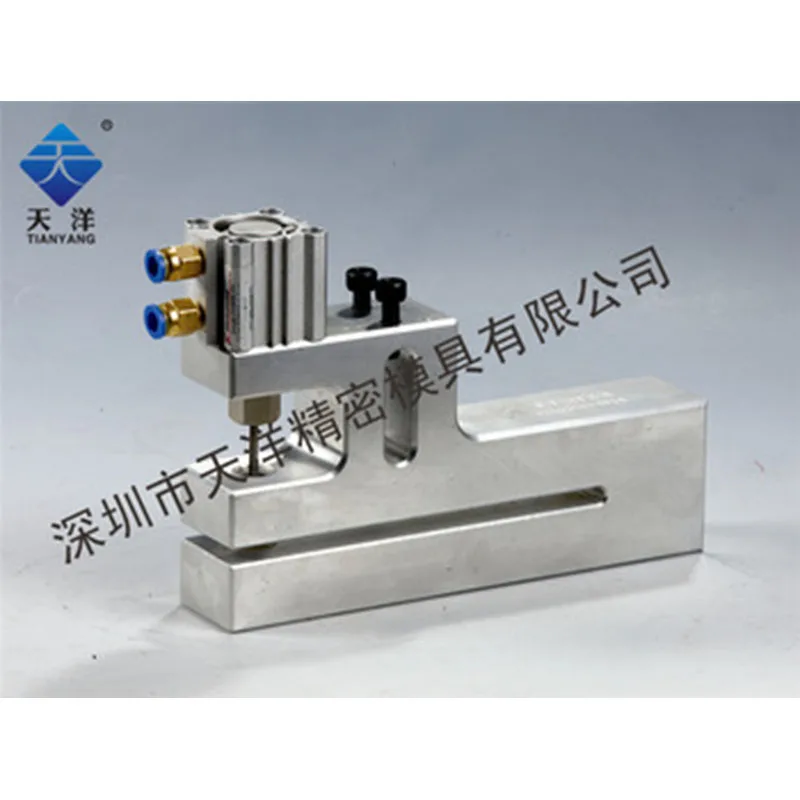 6*9*25mm butterfly hole pnematic punching machine passing film 80mm |