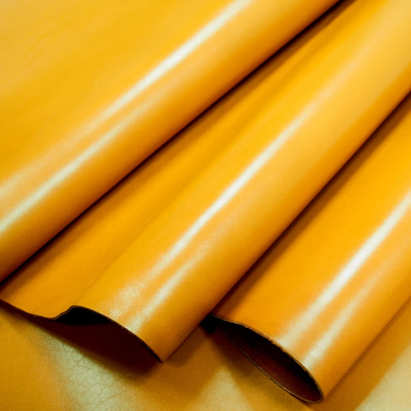 Ярко желтая кожа из восковой кожи первый слой натуральной растительного