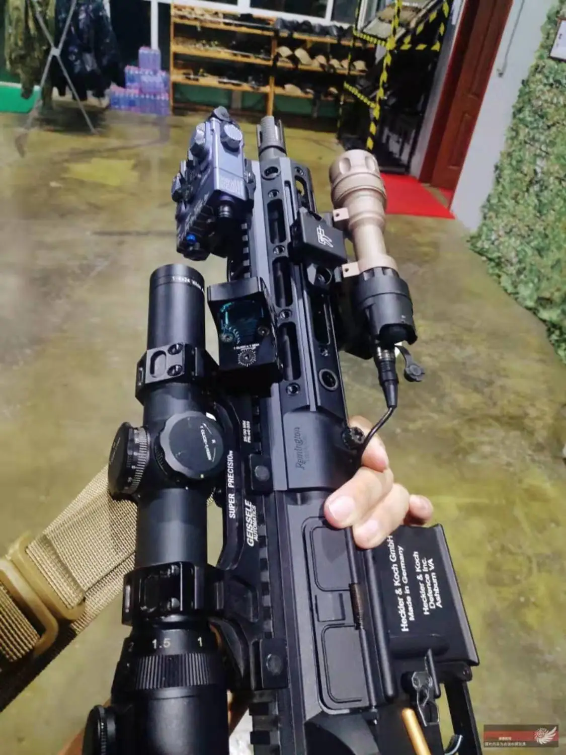 Uniontac 9," Remington Defense handguard для HK 416