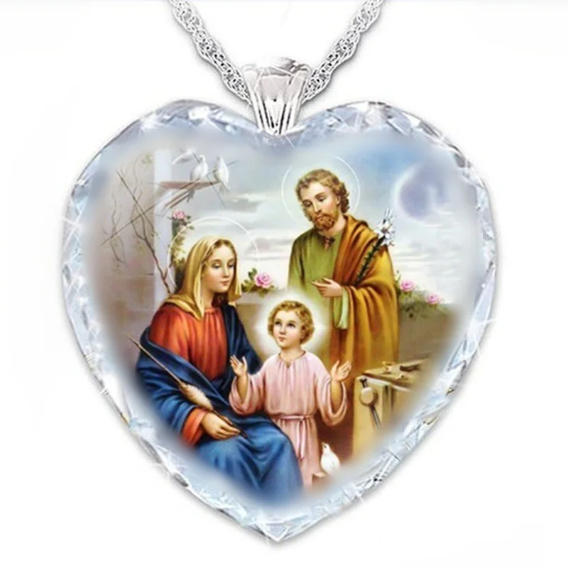 

Fashion Creative Heart Shaped Crystal Gem Pendant Necklace Guardian Angel Necklace Men's and Women's