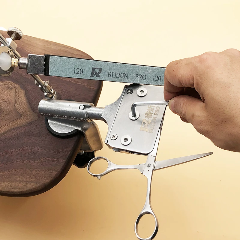 

Credit Suisse 4th generation professional fixed angle sharpener metal material sharpening system knife sharpener