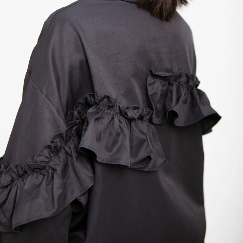 Женская Весенняя куртка большого размера свободная Черная с рукавами-фонариками