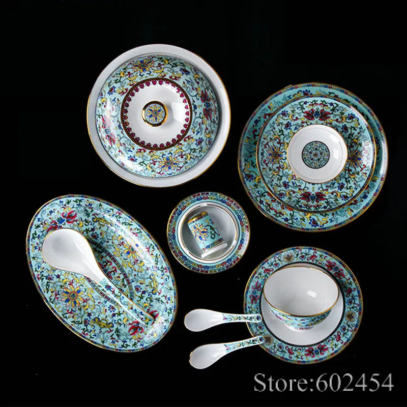 Роскошный набор фарфоровой посуды эмалированного цвета Синие китайские