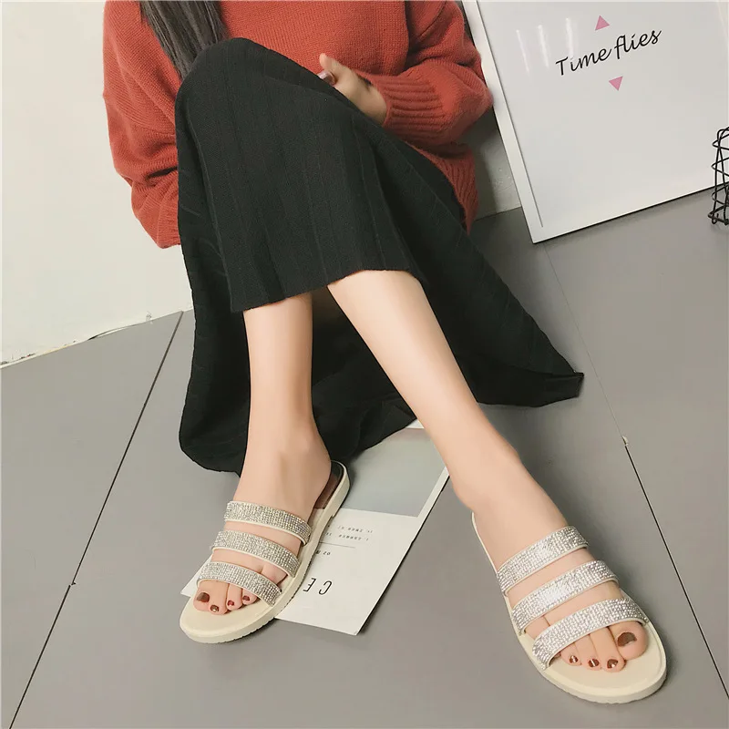 

Women Slippers Flip Flops Summer Women Fashion Crystal Diamond Bling Beach Slides Sandals Casual Shoes Slip On Slippers