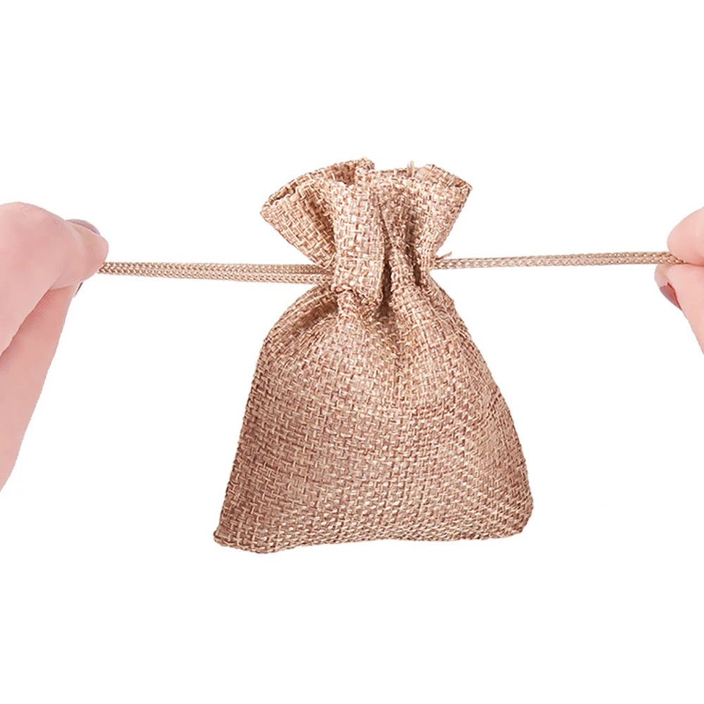 Маленькие смешанные мешочные подарочные пакеты 9*7 см льняные на шнурке для