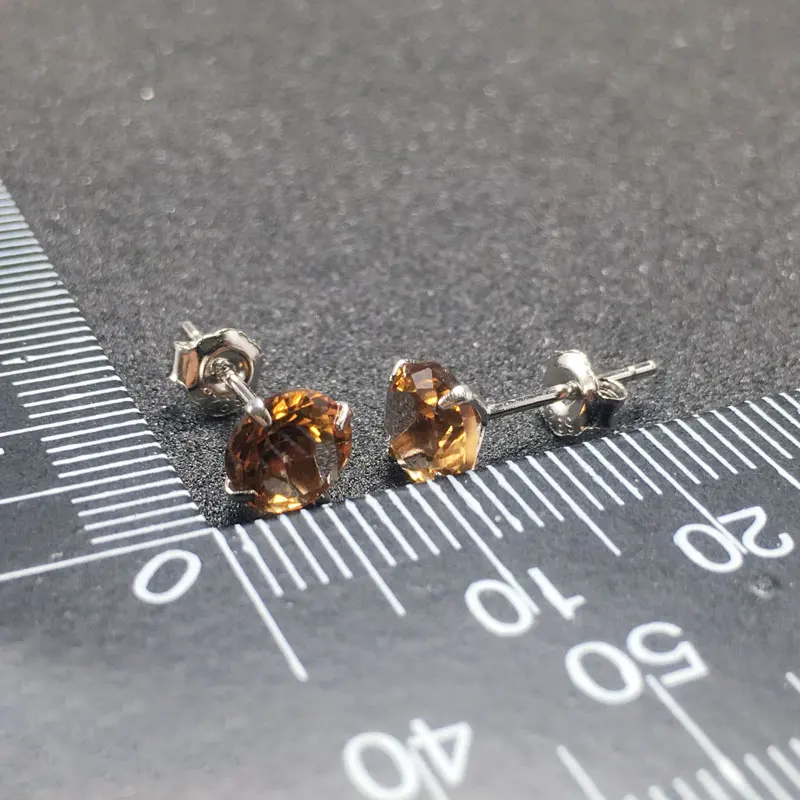 Женские серьги-гвоздики из серебра 925 пробы с зултанитом | Украшения и аксессуары