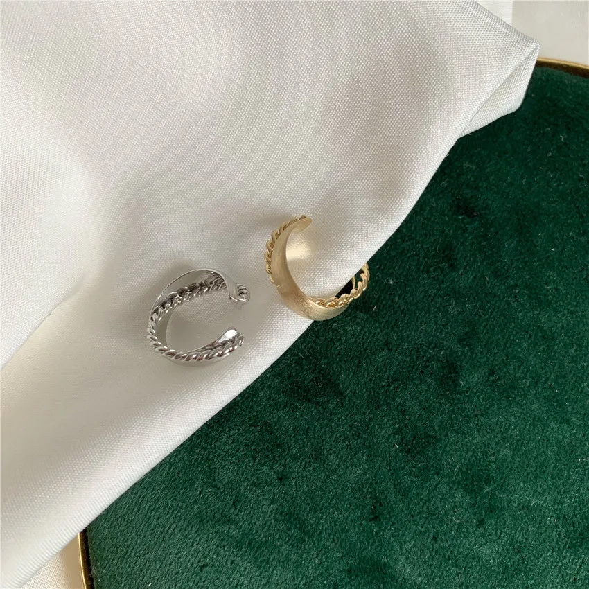 

Metallic Geometric Trendy Copper Gold Plated Cold Wind Cross Ear Bone Clip Female Earrings Without Pierced Earrings Jewelry