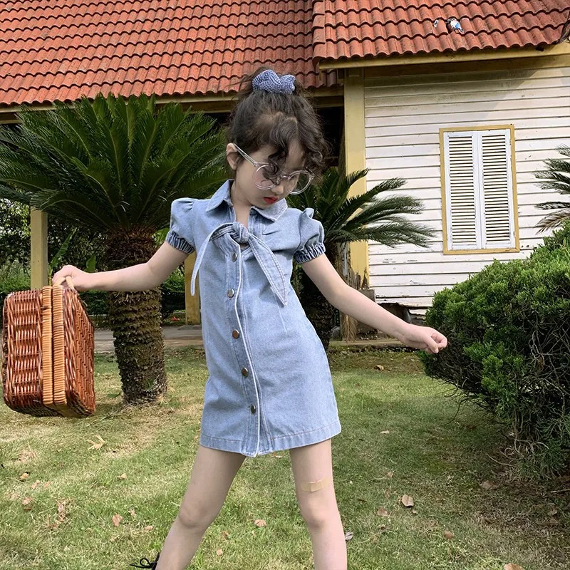 

Джинсовое платье для девочек с высокой талией и короткими рукавами