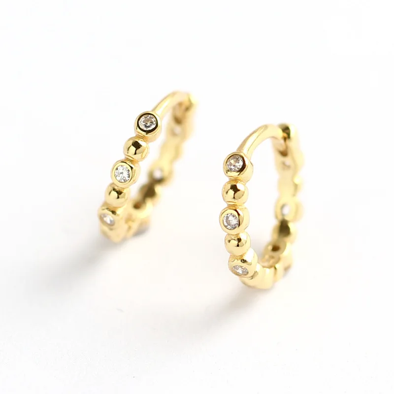 Серьги из стерлингового серебра 925 с модными круглыми зубцами из циркона для девушек с характером и дикими, своеобразными украшениями.