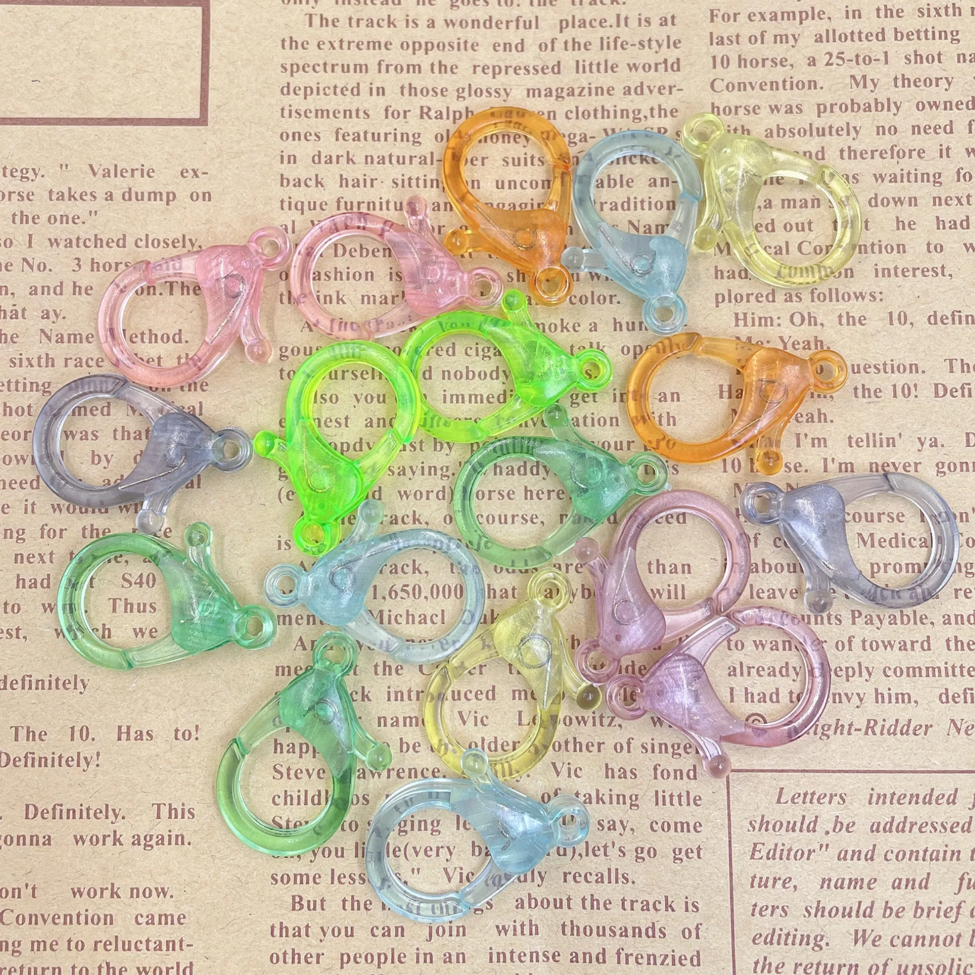 

100pcs Small Accessories Plastic Transparent Color 25m Jelly Lobster Buckle DIY Jewelry Accessories Key Chain Buckle Pendant