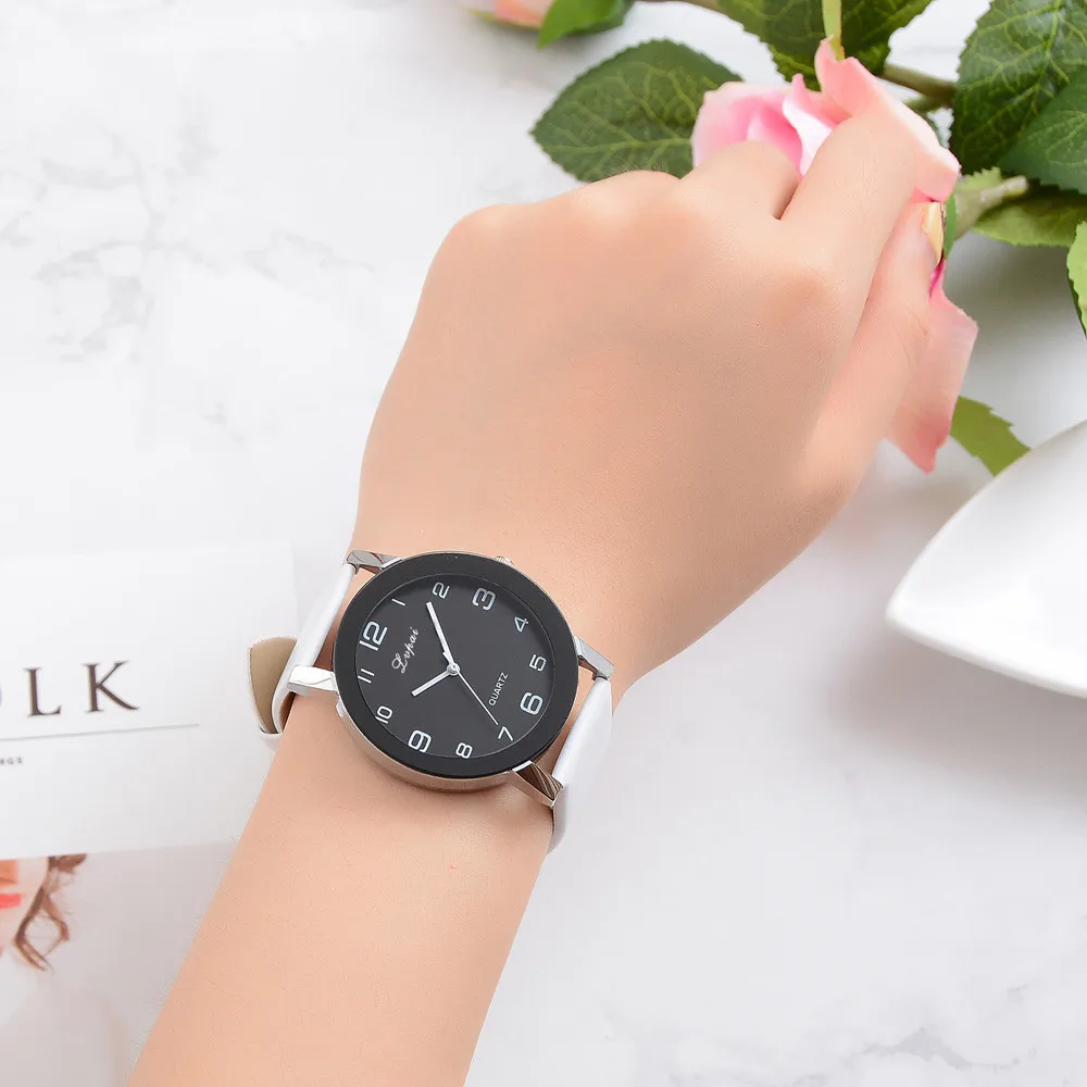 

Unisex Watch Women Men Fashion Casual Luxury Top Brand Watches Quartz Leather Band Analog Wrist Watch relogio feminino Clock @5