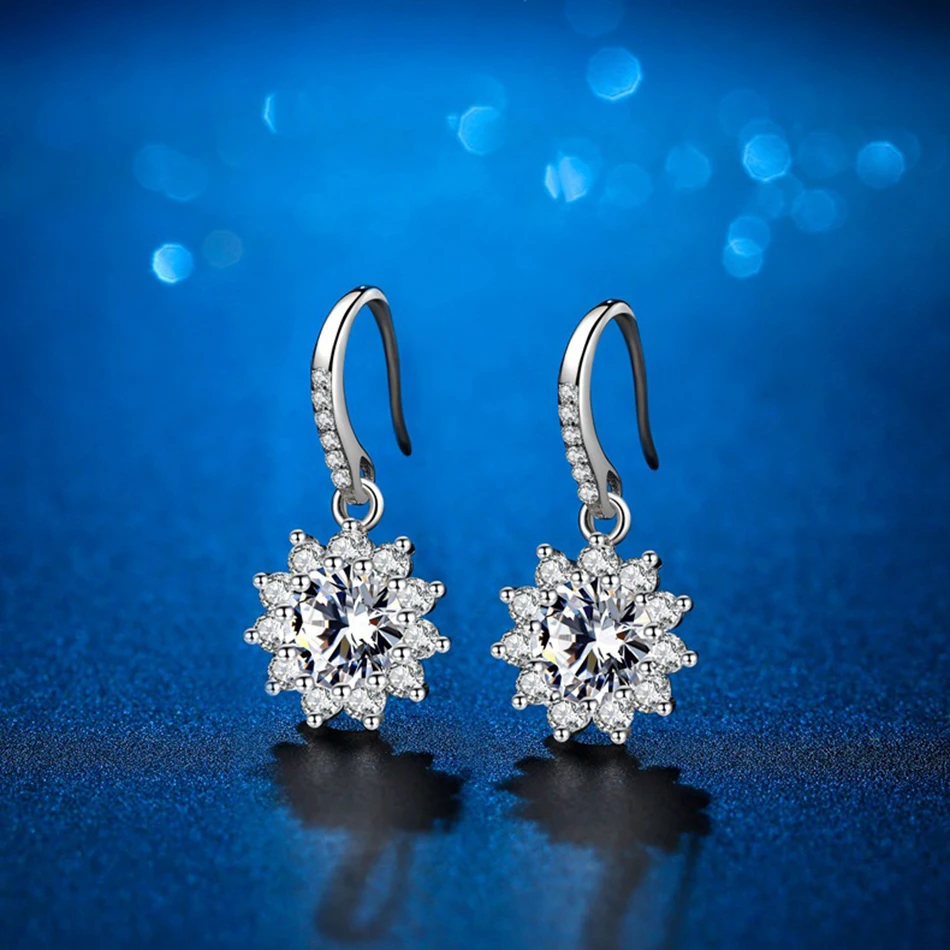 

Женские серьги из серебра 925 пробы, с муассанитом 1 карат