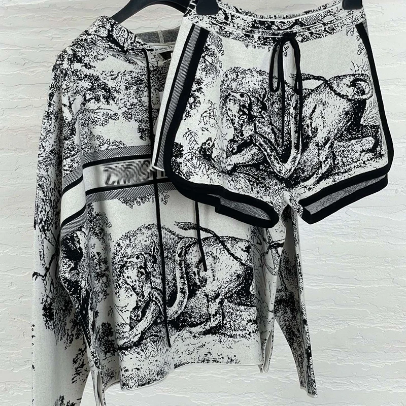 

New Summer Women's Sets Harajuku T-Shirt Fashion Top Fashion Fashion Print Women's T-Shirt Casual Shorts