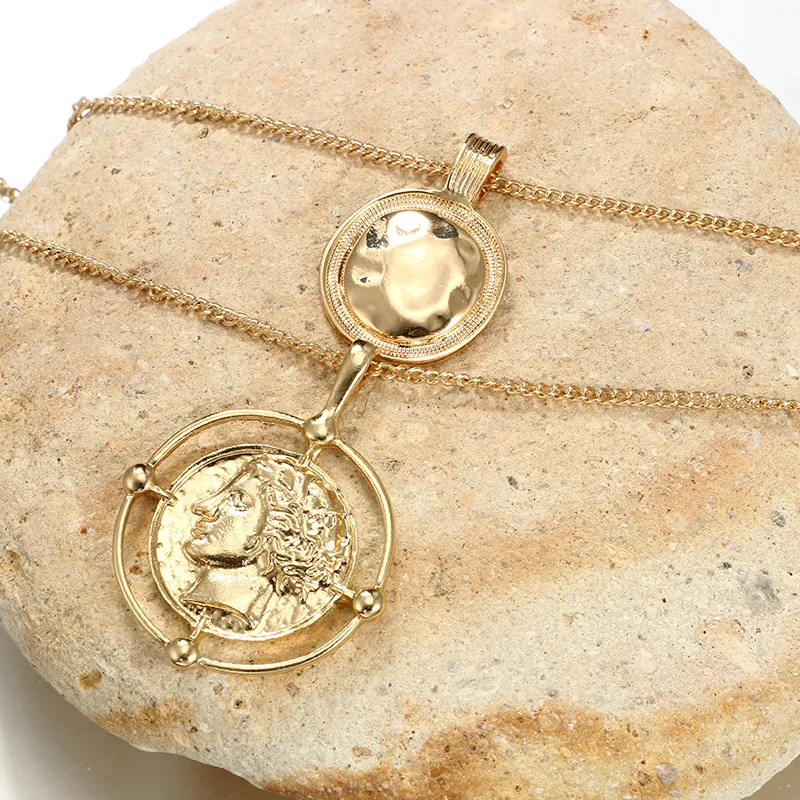 

Fashion Geometric Round Face Simple Circle Irregular Double Layer Pendant Necklace