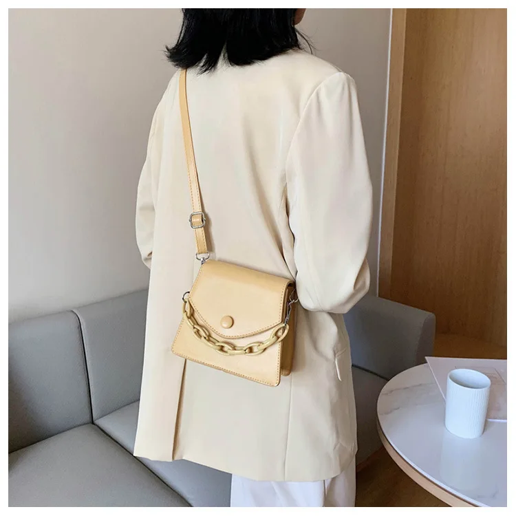 

Solid Color Thick Chain Small PU Leather Crossbody Bag for Women 2020 Summer Shoulder Cross Body Bag Ladies Handbag Designer Bag