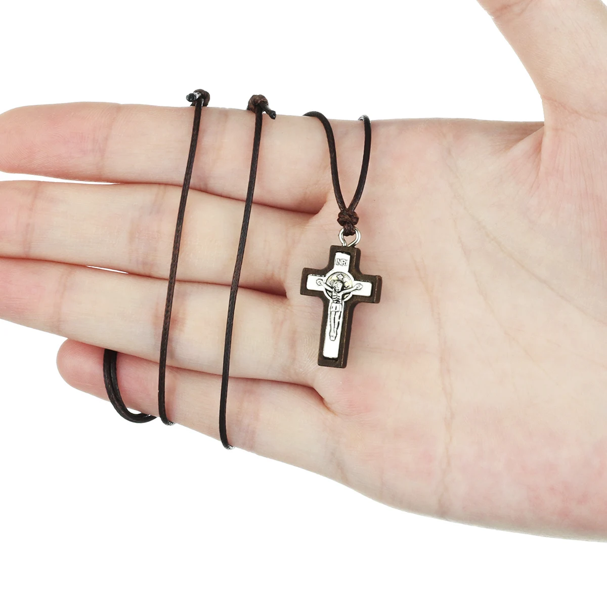 Католическое Распятие INRI Цепочки и ожерелья для Для мужчин религиозные