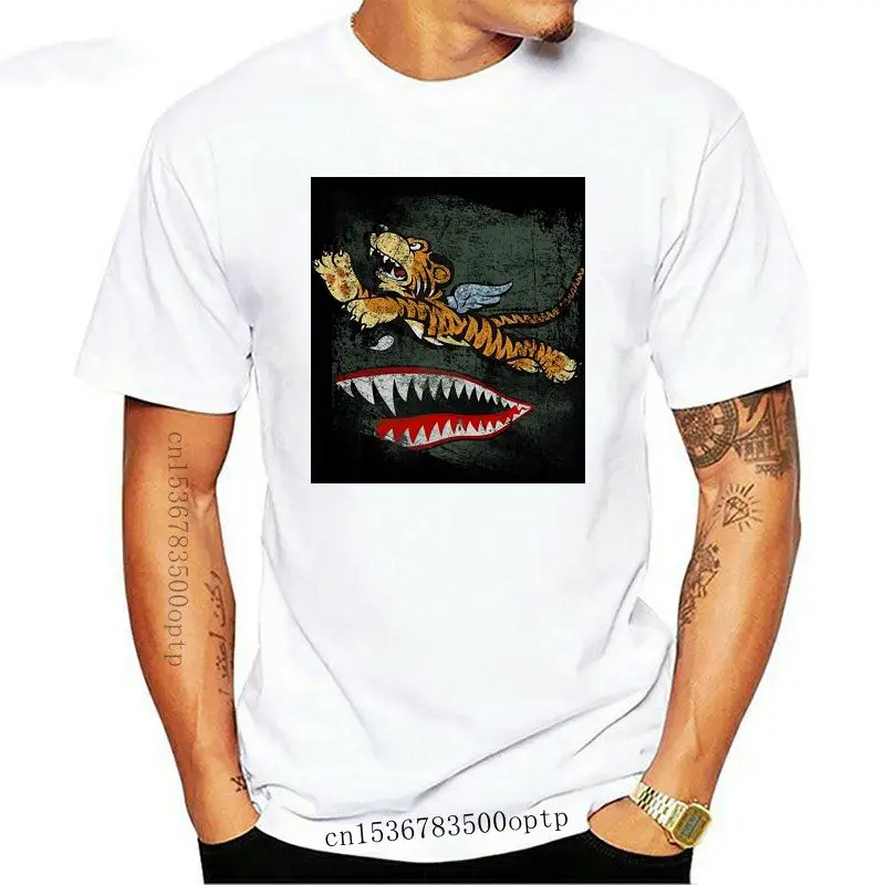 

Футболка с летящими тиграми от AVG