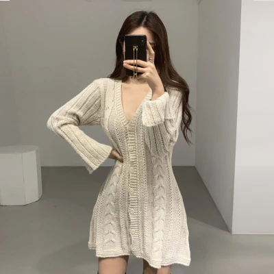 

Korean Chic French Minority Spring and Autumn Elegant Slimming V-Neckline Sexy Single-Breasted Twist off-Shoulder Dress for